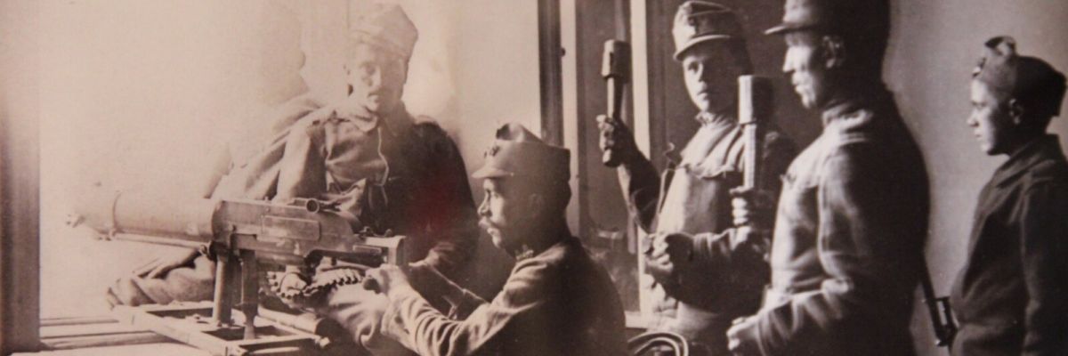Заснули в одній, а прокинулися в іншій державі: як Львів у ніч на 1 листопада став українським  